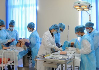 重庆卫校高级护理专业学是什么